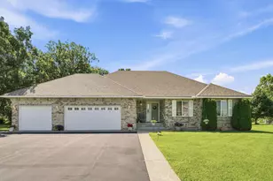 38249 Everton Ave, North Branch, MN 55056 - Photo 1