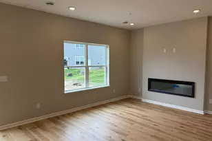23162 Creekview Ct, Rogers, MN 55374 - Photo 3