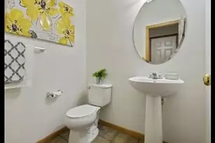 10012 Iris Ln, Eden Prairie, MN 55347 - Photo 3