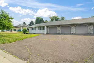 1105 Bartosh Ln, River Falls, WI 54022 - Photo 5