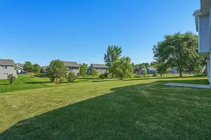 965 Aspen Cir, Watertown, MN 55388 - Photo 33