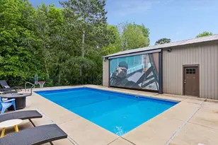 2900 Skyline Dr, Eagan, MN 55121 - Photo 1