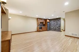 16958 Dynamic Dr, Lakeville, MN 55044 - Photo 43