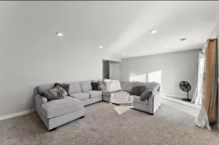 5124 Mustang Cir, Woodbury, MN 55129 - Photo 37