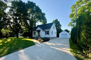 314 Colfax Ave NW, Renville, MN 56284 - Photo 3