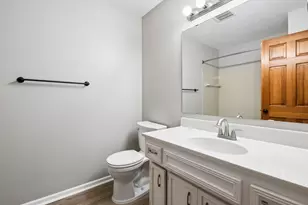 460 Oak Hill Rd, Chaska, MN 55318 - Photo 23