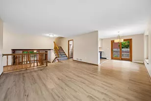 460 Oak Hill Rd, Chaska, MN 55318 - Photo 7