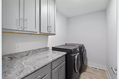 2423 2nd Street NE, Minneapolis, MN 55418 - Photo 31