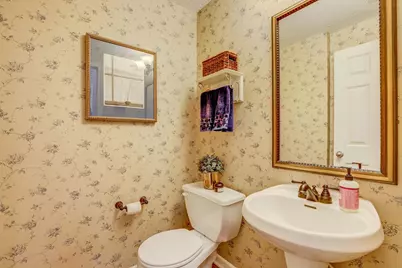 1634 Woodlynn Avenue #1, Maplewood, MN 55109 - Photo 7