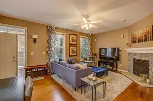 1634 Woodlynn Ave, Maplewood, MN 55109 - Photo 3
