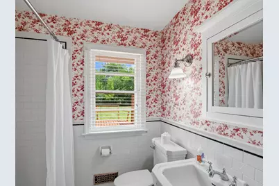8701 Vincent Avenue S, Bloomington, MN 55431 - Photo 13