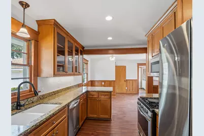 8701 Vincent Avenue S, Bloomington, MN 55431 - Photo 11