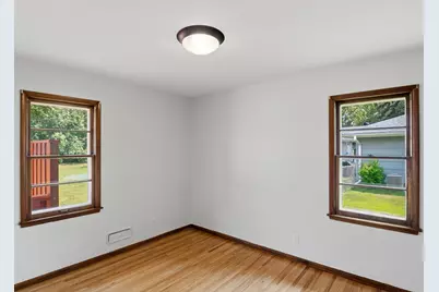 8701 Vincent Avenue S, Bloomington, MN 55431 - Photo 17