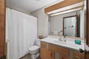 4248 Oakmede Ln, White Bear Lake, MN 55110 - Photo 17