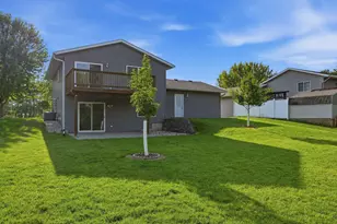 747 Louisiana St NW, Hutchinson, MN 55350 - Photo 29