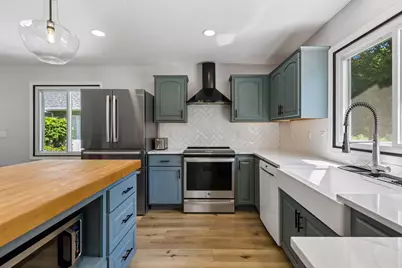 2818 Ulysses Street NE, Minneapolis, MN 55418 - Photo 11