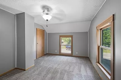 407 Tyler Street, Hastings, MN 55033 - Photo 25