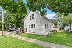 654 Winslow Ave, Saint Paul, MN 55107 - Photo 1