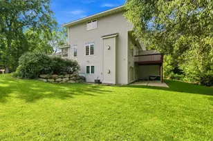 5546 Malibu Dr, Edina, MN 55436 - Photo 15