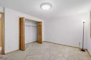 5546 Malibu Dr, Edina, MN 55436 - Photo 23