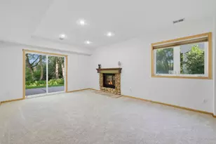 5546 Malibu Dr, Edina, MN 55436 - Photo 11
