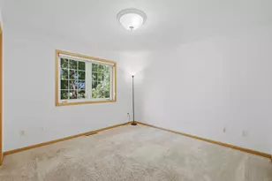 5546 Malibu Dr, Edina, MN 55436 - Photo 19