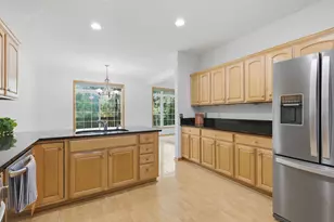 5546 Malibu Dr, Edina, MN 55436 - Photo 7