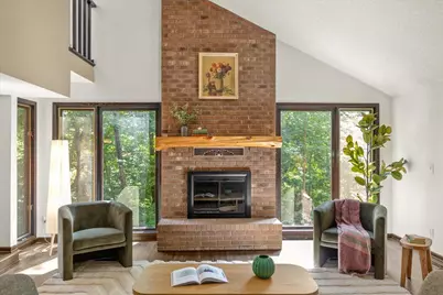 606 Carver Beach Road, Chanhassen, MN 55317 - Photo 9