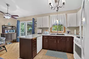 13116 Court Pl, Burnsville, MN 55337 - Photo 11