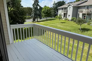 6240 Magda Dr, Maple Grove, MN 55369 - Photo 15