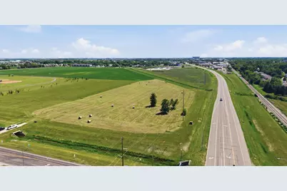 2305 15th Avenue N, Moorhead, MN 56560 - Photo 5