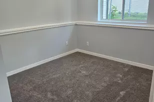 9625 Sheridan Ave N, Brooklyn Park, MN 55444 - Photo 15