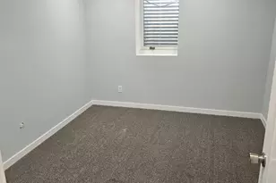 9625 Sheridan Ave N, Brooklyn Park, MN 55444 - Photo 17