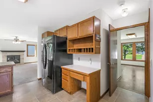 12930 Emmer Pl, Apple Valley, MN 55124 - Photo 9