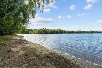 8274 Hidden Bay Trail N, Lake Elmo, MN 55042 - Photo 5