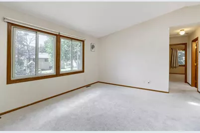 11809 Edgewood Avenue N, Champlin, MN 55316 - Photo 15