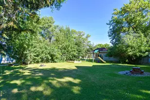 704 Tindolph Ave S, Thief River Falls, MN 56701 - Photo 45