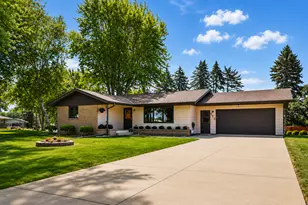 575 Prospect Ct NE, Saint Cloud, MN 56304 - Photo 1