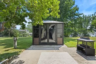 1309 Fremont Ct, Burnsville, MN 55306 - Photo 27
