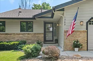 1309 Fremont Ct, Burnsville, MN 55306 - Photo 3