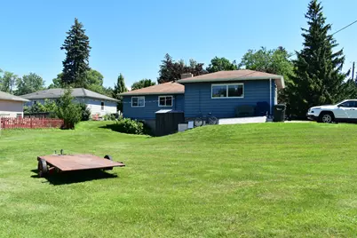 401 N Burlington Avenue, Fergus Falls, MN 56537 - Photo 5
