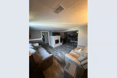 401 N Burlington Avenue, Fergus Falls, MN 56537 - Photo 21
