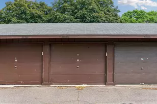 2381 Unity Ave N, Golden Valley, MN 55422 - Photo 13