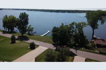 7616 Peltier Lake Drive, Lino Lakes, MN 55038 - Photo 3