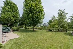 117 Grovebrook Drive, Mankato, MN 56001 - Photo 49