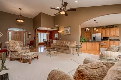 117 Grovebrook Drive, Mankato, MN 56001 - Photo 7