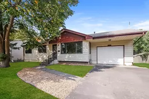 2264 Rice Creek Rd, New Brighton, MN 55112 - Photo 1