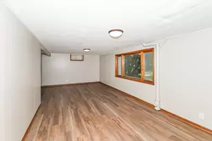 2264 Rice Creek Rd, New Brighton, MN 55112 - Photo 7