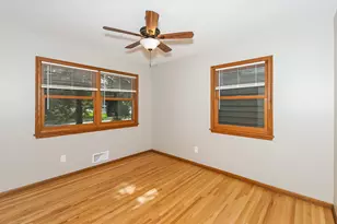 2264 Rice Creek Rd, New Brighton, MN 55112 - Photo 11