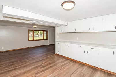 2264 Rice Creek Road, New Brighton, MN 55112 - Photo 9